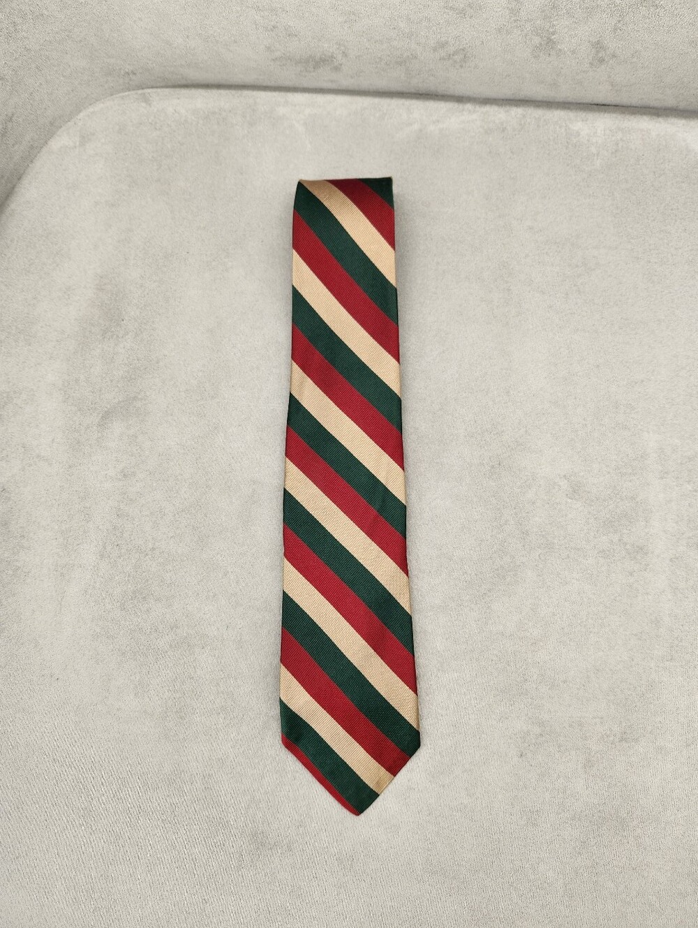Brooks Brothers Makers Necktie Green Red Gold 100%Silk Woven England Tie Striped